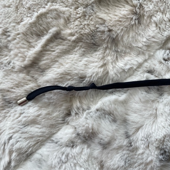 H&M blouse - Picture 3 of 3